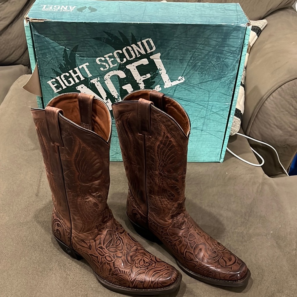 Eight Second Angel Boots